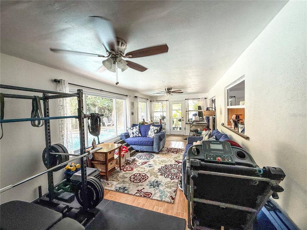 2058 Nursery Road Clearwater, FL 33764 - Photo 49 of 76