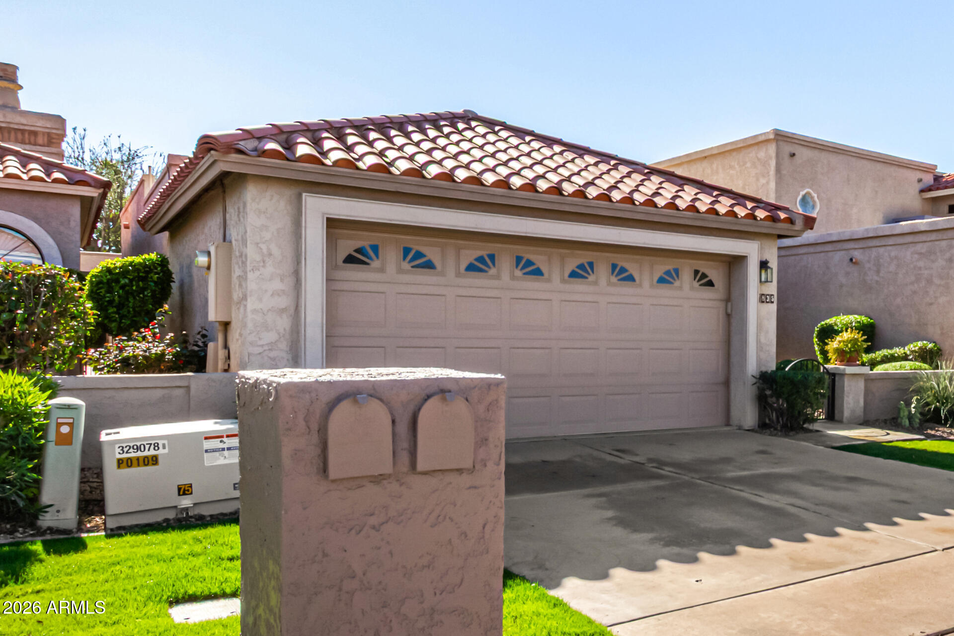 7835 East Cactus Wren Road Scottsdale, AZ 85250 - Photo 4 of 37 04-Cactus Wren