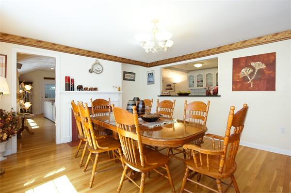 7 Bradford Road Burlington, MA 01803 - Photo 12 of 23 Gallery Image 12