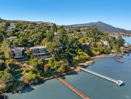 $4,477,000 | 5002 Paradise Drive, Tiburon, CA 94920