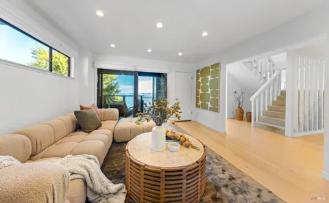 $4,477,000 | 5002 Paradise Drive, Tiburon, CA 94920