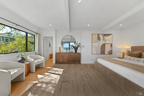 $4,477,000 | 5002 Paradise Drive, Tiburon, CA 94920