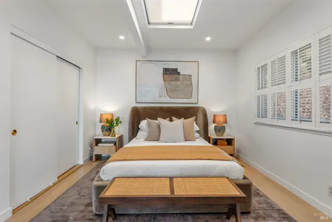 $4,477,000 | 5002 Paradise Drive, Tiburon, CA 94920