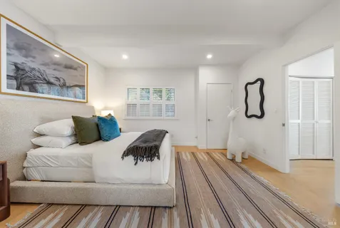 $4,477,000 | 5002 Paradise Drive, Tiburon, CA 94920