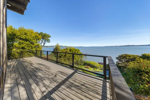 $4,477,000 | 5002 Paradise Drive, Tiburon, CA 94920