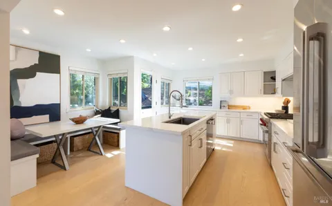 $4,477,000 | 5002 Paradise Drive, Tiburon, CA 94920