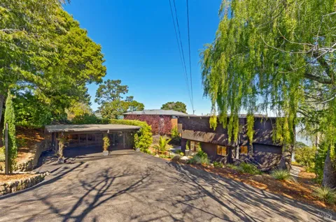 $4,477,000 | 5002 Paradise Drive, Tiburon, CA 94920