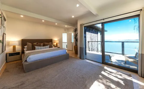 $4,477,000 | 5002 Paradise Drive, Tiburon, CA 94920
