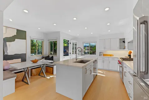 $4,477,000 | 5002 Paradise Drive, Tiburon, CA 94920