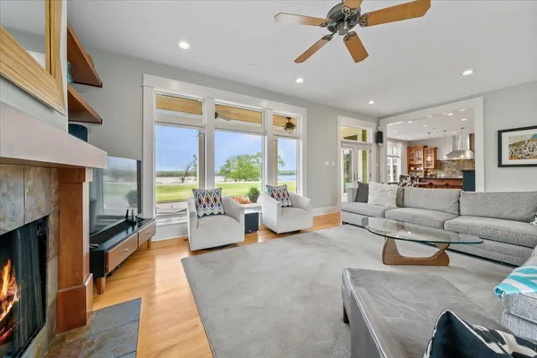 $1,050,000 | 936 River Park Drive, Memphis, TN 38103