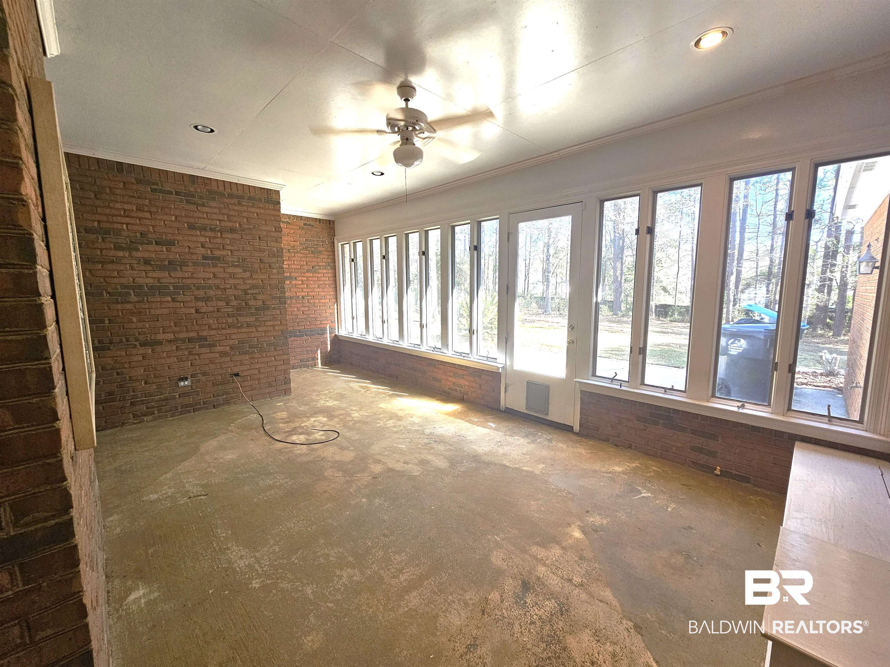 7425 Blakeley Ridge Drive Daphne, AL 36527 - Photo 26 of 31 Climate Controlled Sunroom