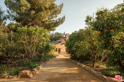 $3,490,000 | 4440 Grand Avenue, Ojai, CA 93023