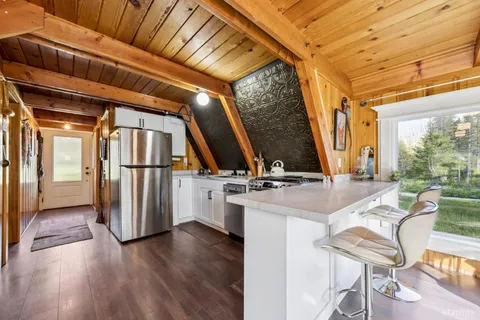 $389,000 | 221 Sierra-At-Tahoe Road, Twin Bridges, CA 95735
