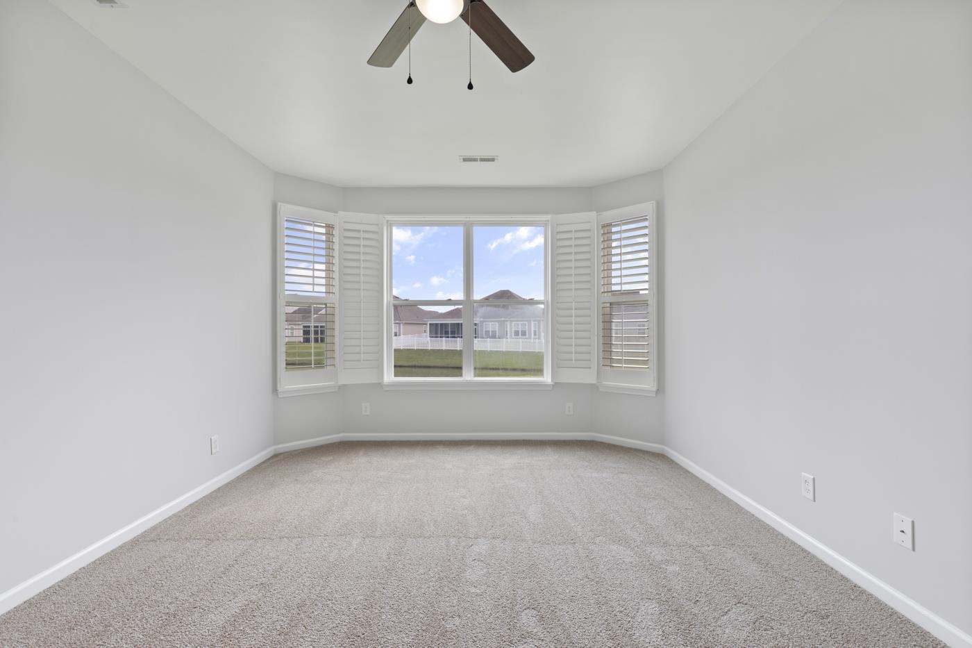 336 Lochmoore Loop Myrtle Beach, SC 29588 - Photo 14 of 40 Gallery Image 14