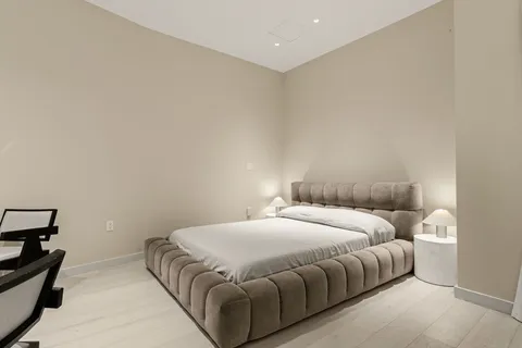 $998,000 | 346 Congress Street, Unit 108, Boston, MA 02210