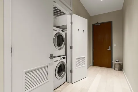 $998,000 | 346 Congress Street, Unit 108, Boston, MA 02210