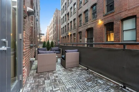 $998,000 | 346 Congress Street, Unit 108, Boston, MA 02210