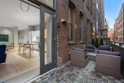 $998,000 | 346 Congress Street, Unit 108, Boston, MA 02210