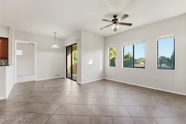 $1,595 | 3330 South Gilbert Road, Unit 2003, Chandler, AZ 85286