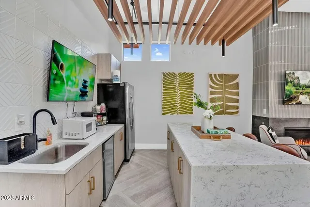 $1,595 | 3330 South Gilbert Road, Unit 2003, Chandler, AZ 85286