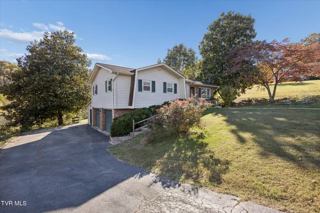 $435,000 | 289 Brookside Lane, Bluff City, TN 37618