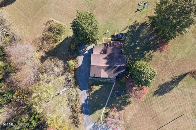 $435,000 | 289 Brookside Lane, Bluff City, TN 37618