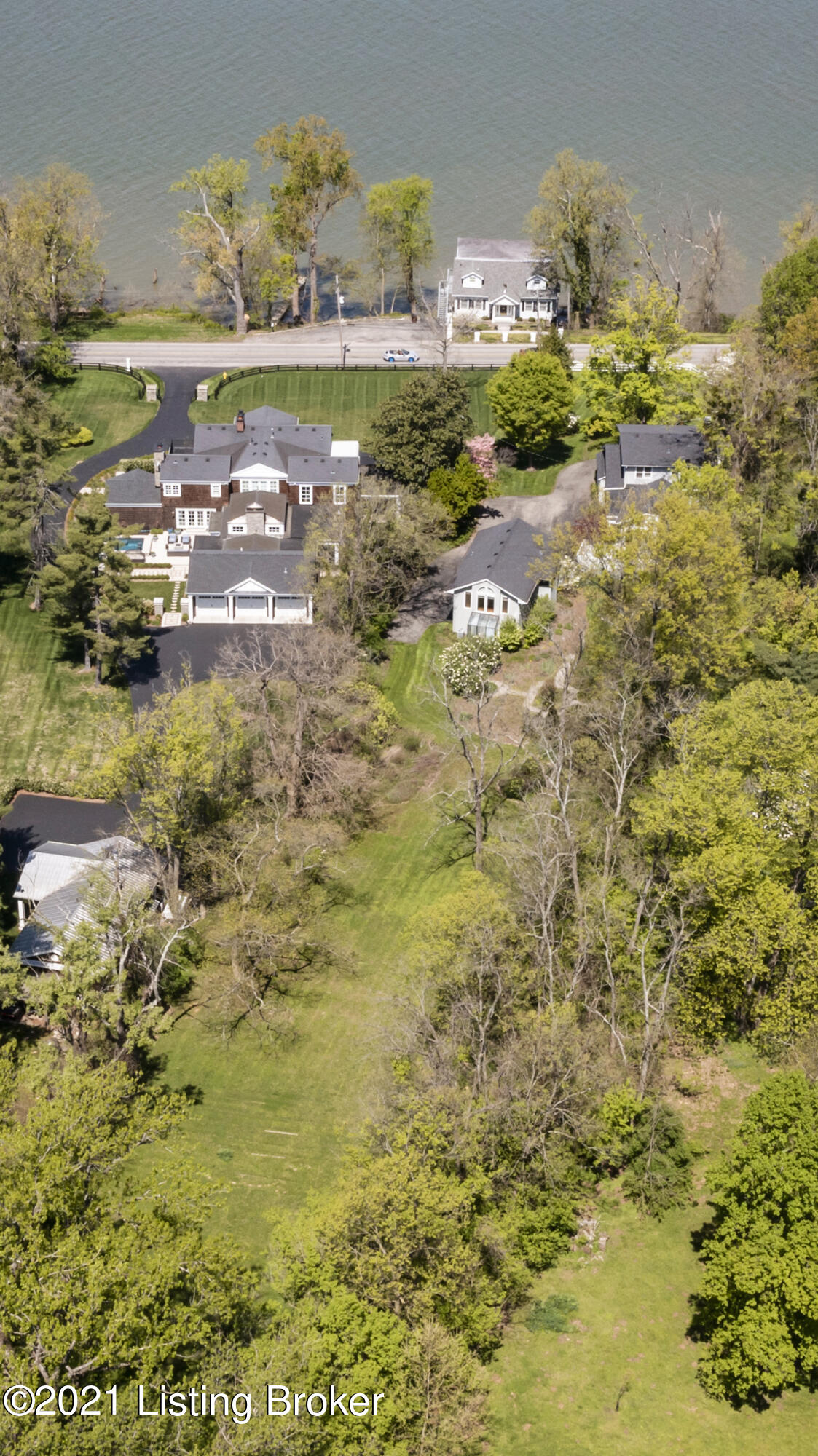4502 River Road Louisville, KY 40222 - Photo 23 of 65 26-propery from rear