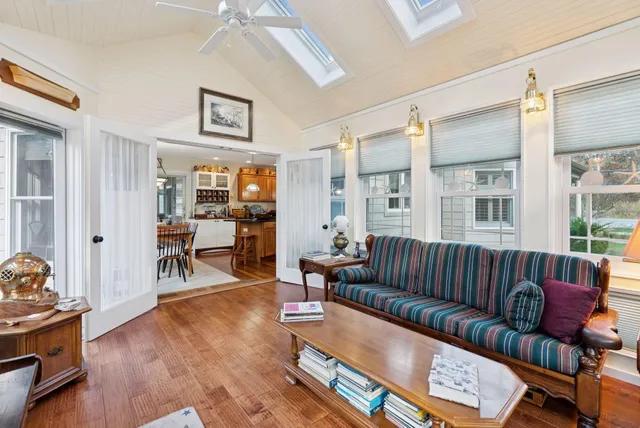 $1,050,000 | 250 Mere Point Road, Brunswick, ME 04011