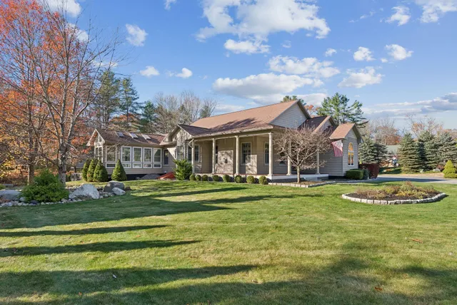 $1,050,000 | 250 Mere Point Road, Brunswick, ME 04011