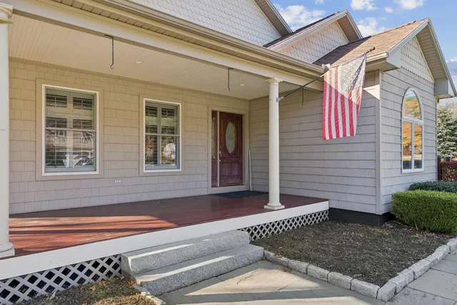 $1,050,000 | 250 Mere Point Road, Brunswick, ME 04011