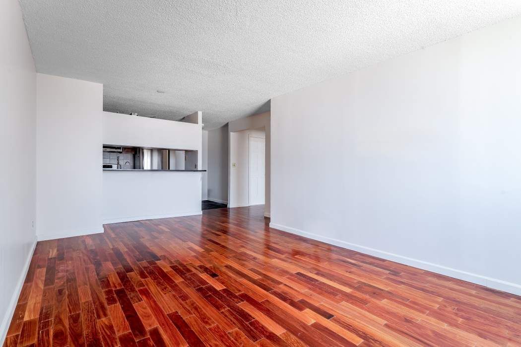 376 Broadway, Unit 18E Manhattan, NY 10013 - Photo 3 of 11