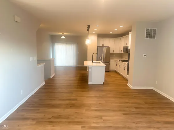 $1,951 | 2934 West New York Street, Indianapolis, IN 46222