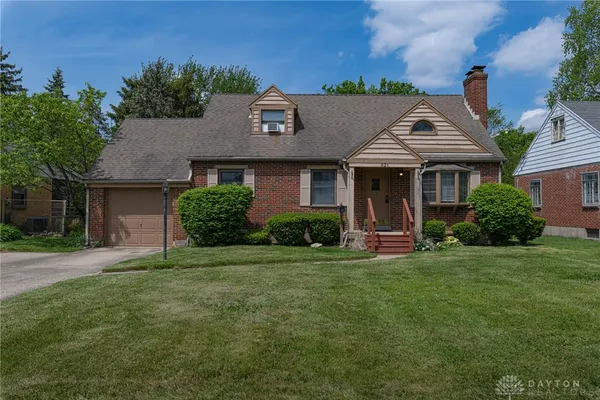 $1,995 | 521 Oakview Drive, Dayton, OH 45429