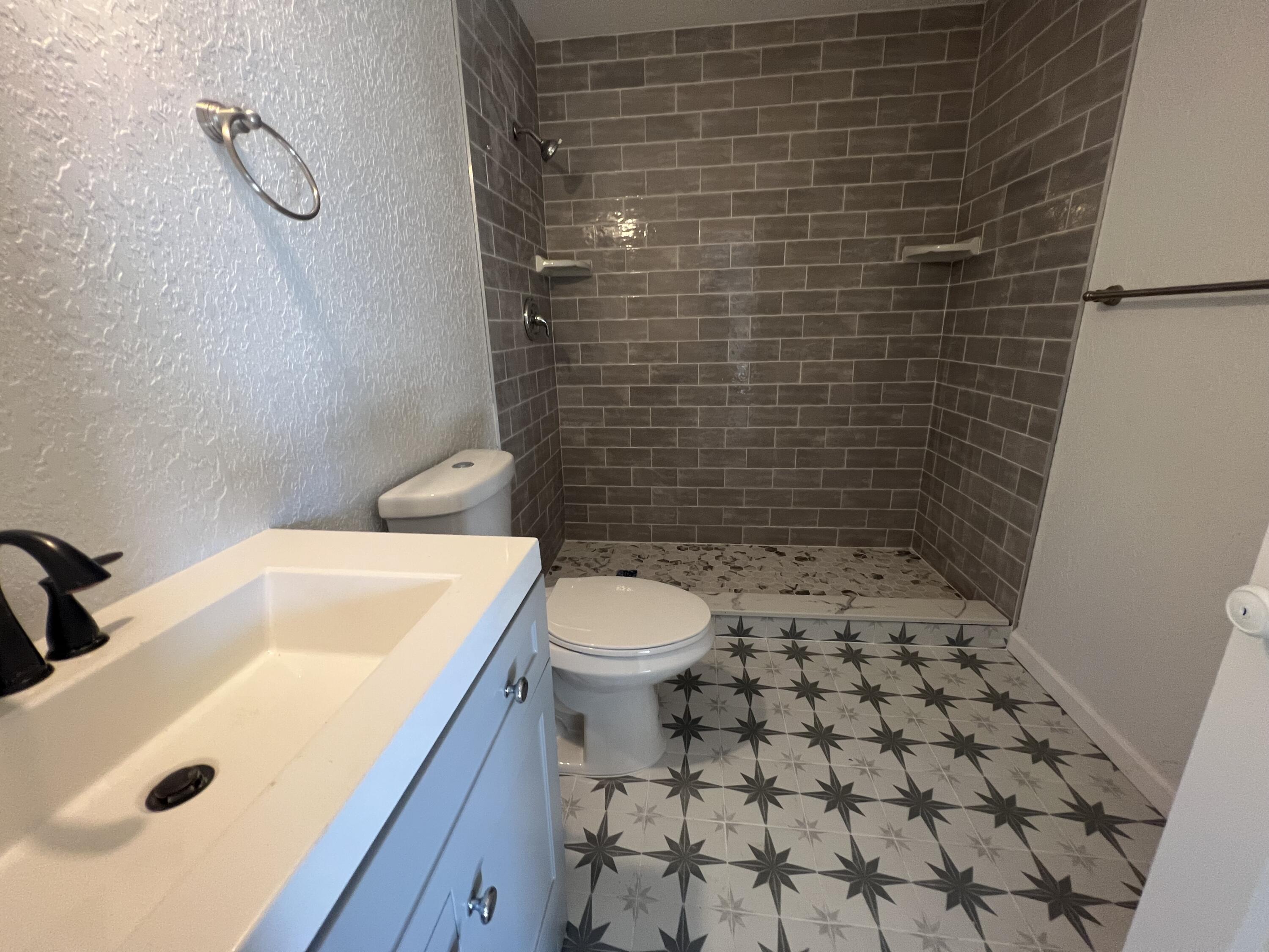 2956 Kirk Road Lake Worth, FL 33461 - Photo 3 of 8 IMG-7237