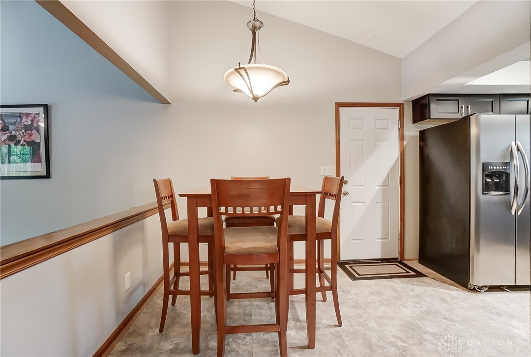 10117 Simms Station Road Dayton, OH 45458 - Photo 19 of 62 Gallery Image 19