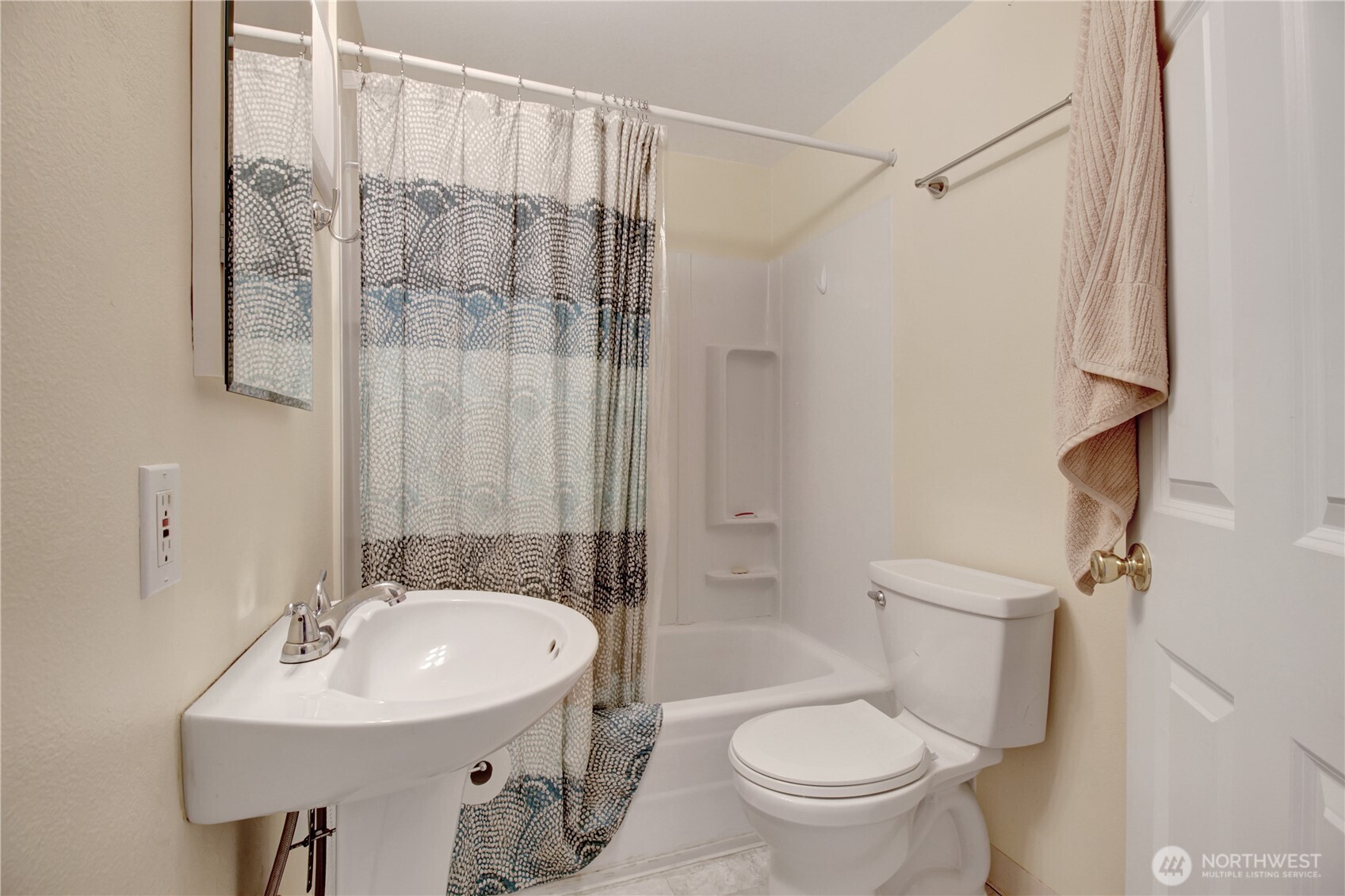 40018 May Creek Road Gold Bar, WA 98251 - Photo 14 of 25 a bathroom with a sink toilet and shower