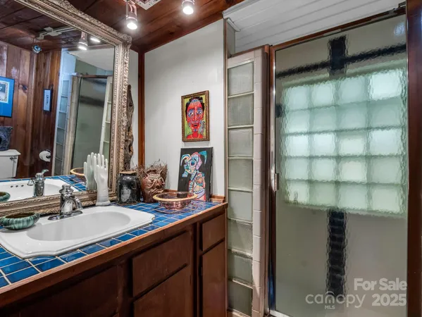 $569,000 | 712 Main Street, Black Mountain, NC 28711