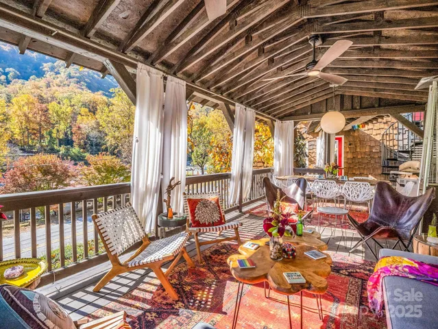 $599,000 | 712 Main Street, Black Mountain, NC 28711