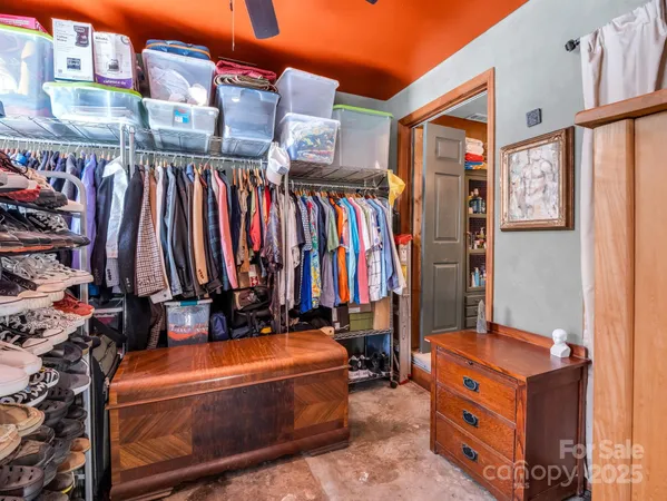 $569,000 | 712 Main Street, Black Mountain, NC 28711