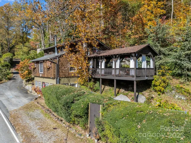 $599,000 | 712 Main Street, Black Mountain, NC 28711