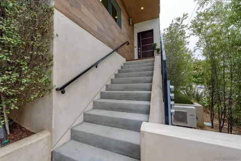 $1,299,000 | 3148 Emerson Street, San Diego, CA 92106