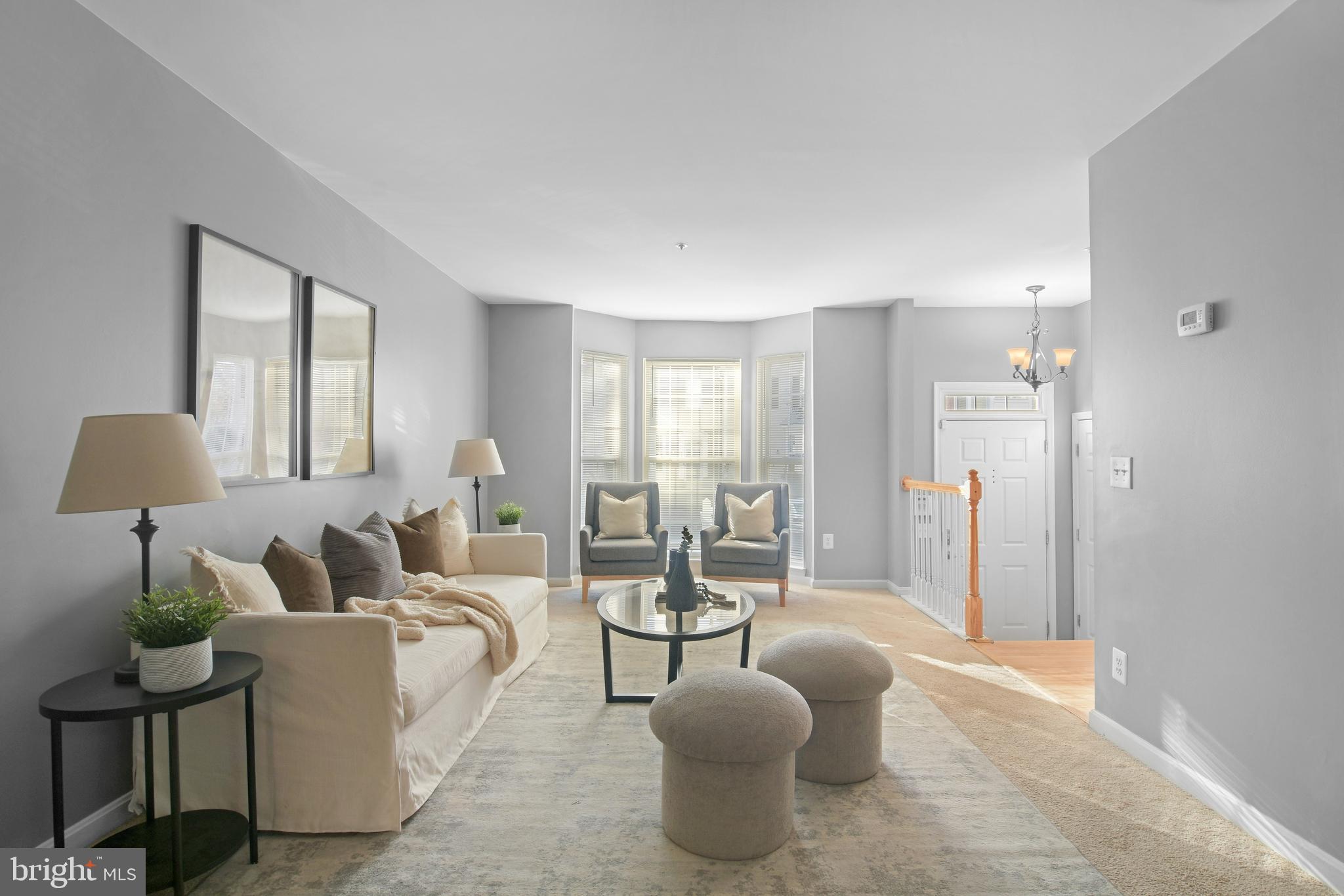 2020 Puritan Terrace Annapolis, MD 21401 - Photo 5 of 33 a living room with furniture and a lamp