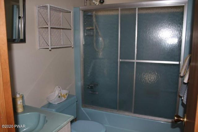 1568 Ridgeview Drive Lake Ariel, PA 18436 - Photo 12 of 57 15 full bath