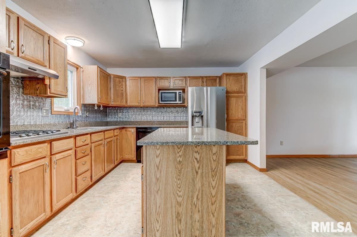 23 Taft Drive Rochester, IL 62563 - Photo 12 of 45