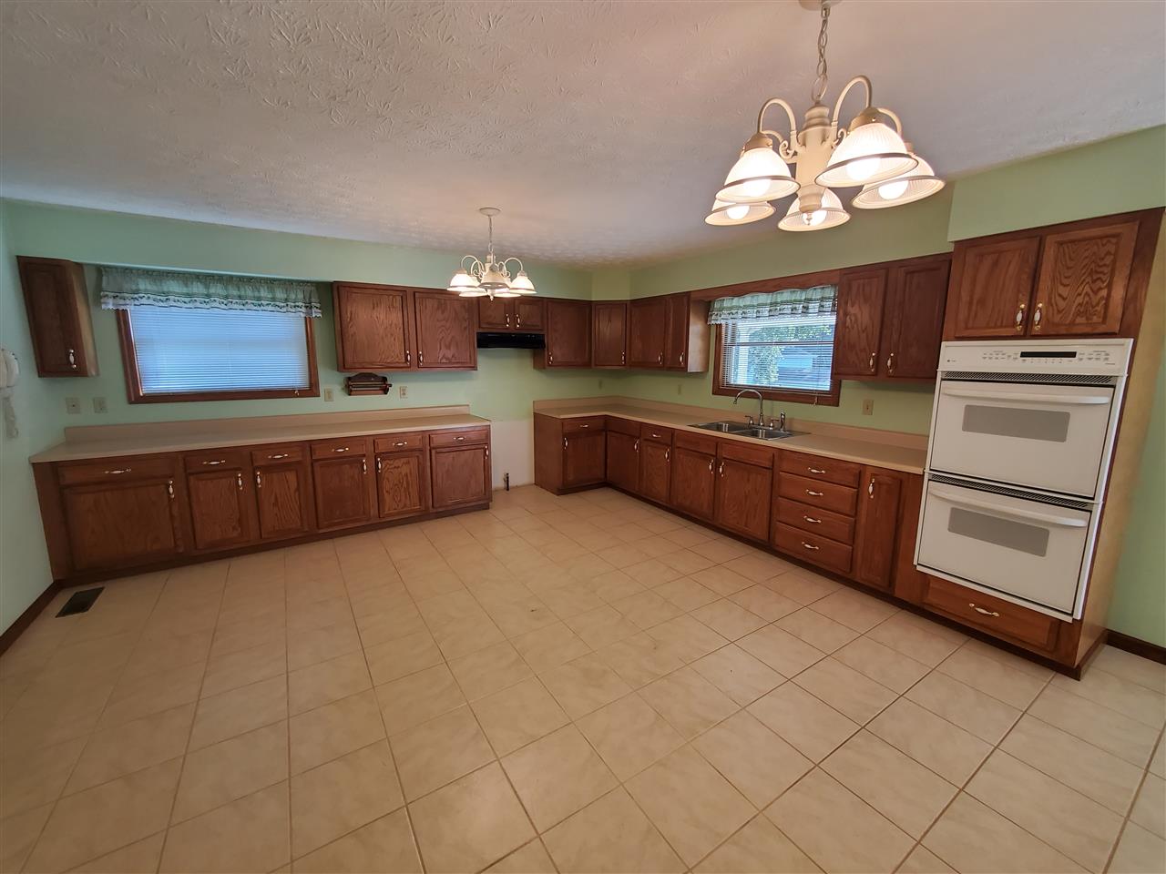 2037 Saunders Creek Road Milton, WV 25541 - Photo 2 of 10 Gallery Image 2