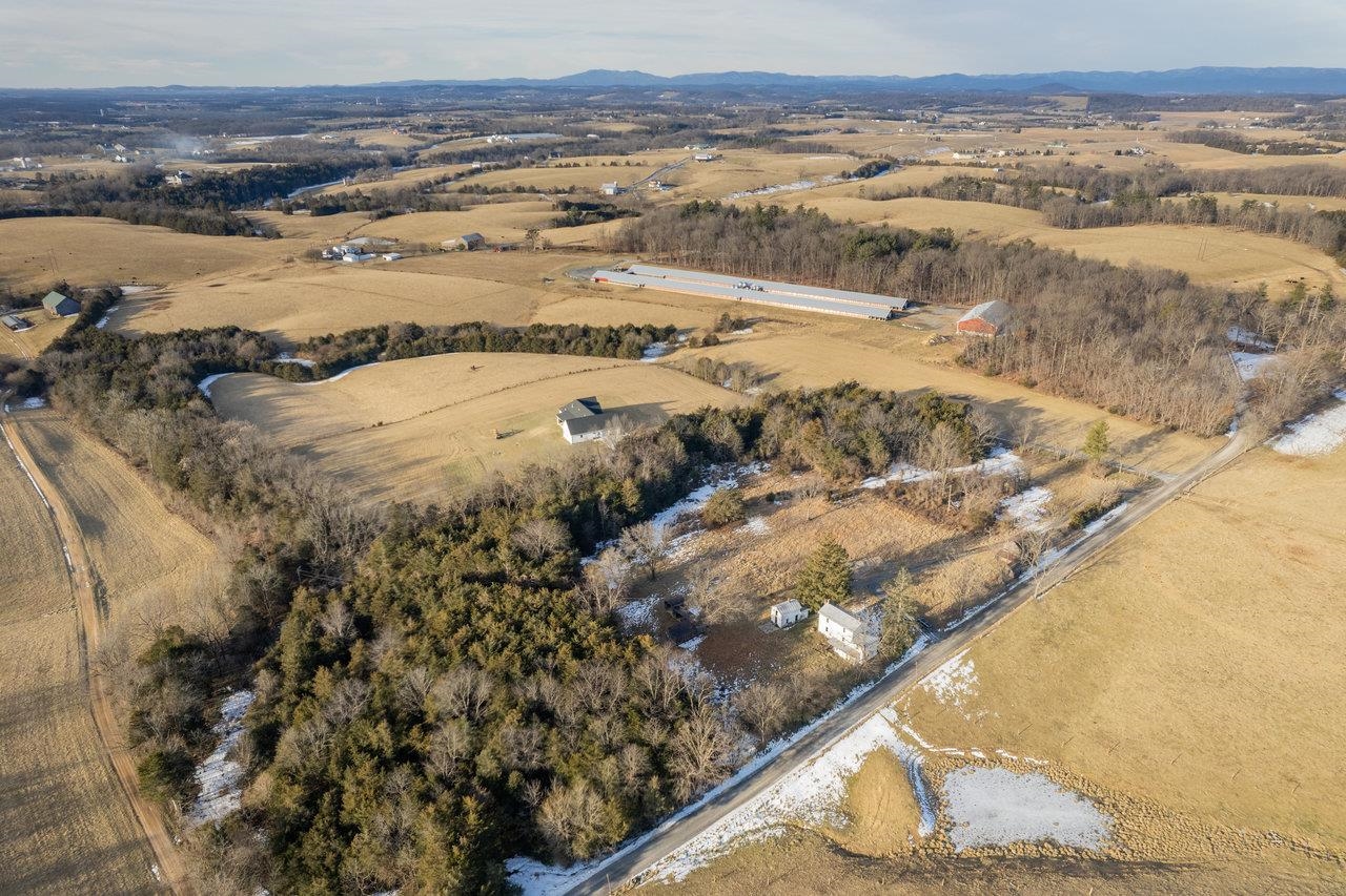 7272 Shady Grove Road Mount Crawford, VA 22841 - Photo 23 of 33 Gallery Image 23