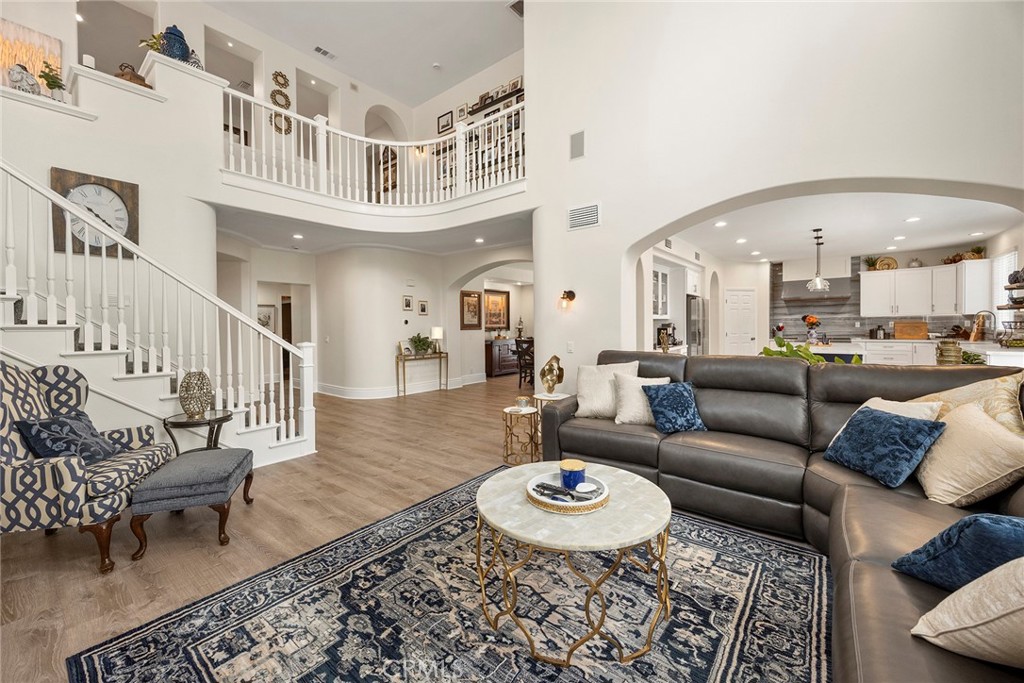 16 Kempton Lane Ladera Ranch, CA 92694 - Photo 14 of 60 View from living room towards entry.