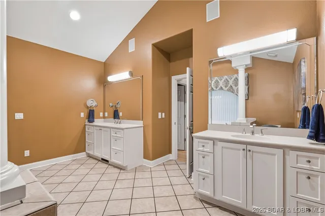 $2,450,000 | 816 Via Del Lago Drive, Sunrise Beach, MO 65079