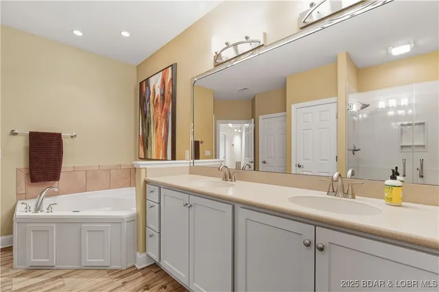 $2,450,000 | 816 Via Del Lago Drive, Sunrise Beach, MO 65079