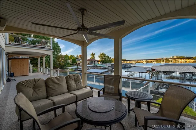 $2,450,000 | 816 Via Del Lago Drive, Sunrise Beach, MO 65079